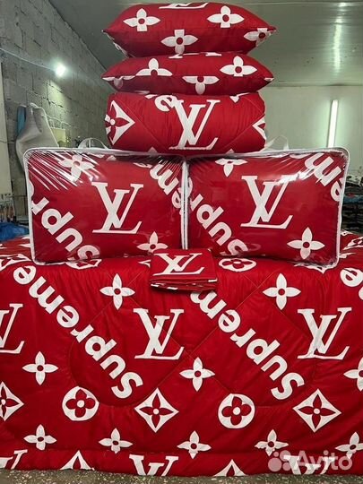 Комплекты одеяло,2 подушки и простыня