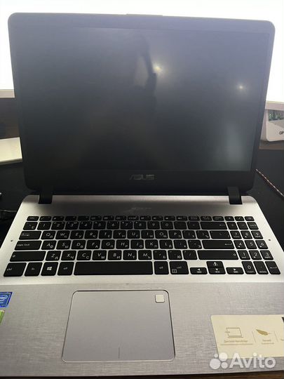 Ноутбук asus x507m
