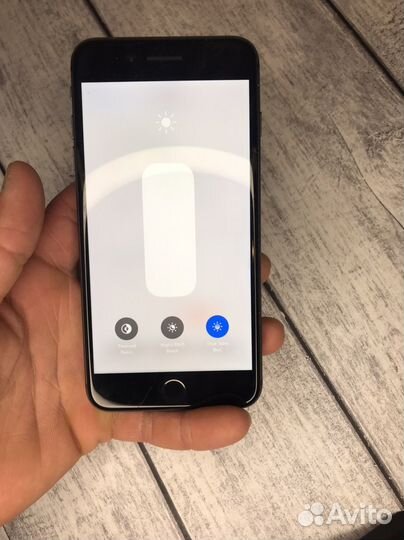Мобильные телефон iPhone 8plus