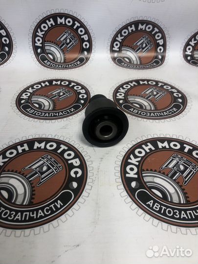 Сайлентблок рычага передней подвески Nissan