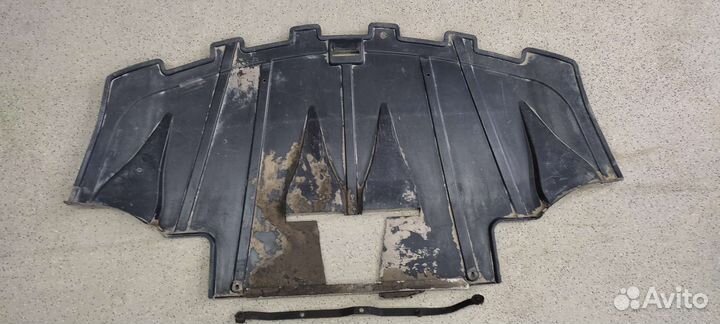 Защита двигателя audi 100/A6/S6 90-97г.в