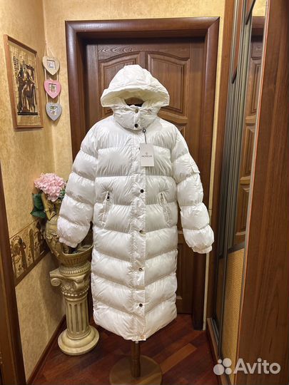 Пуховик лаковый Moncler