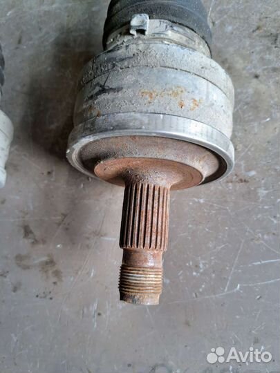 Привод задний Mercedes W203