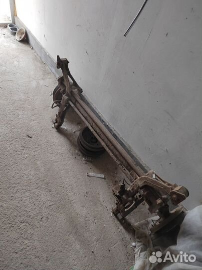 Балка задняя на peugeot partner бу