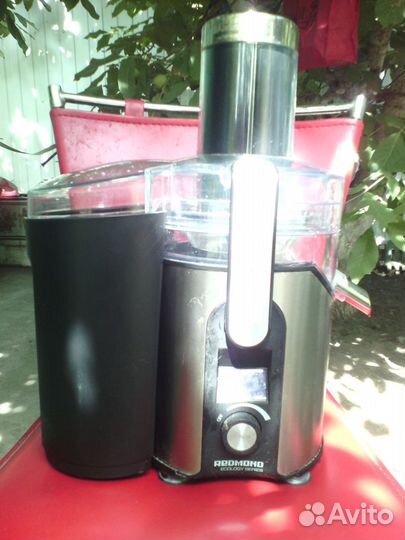 Соковыжималка redmond
