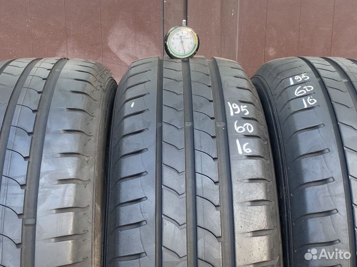 Goodyear EfficientGrip 195/60 R16