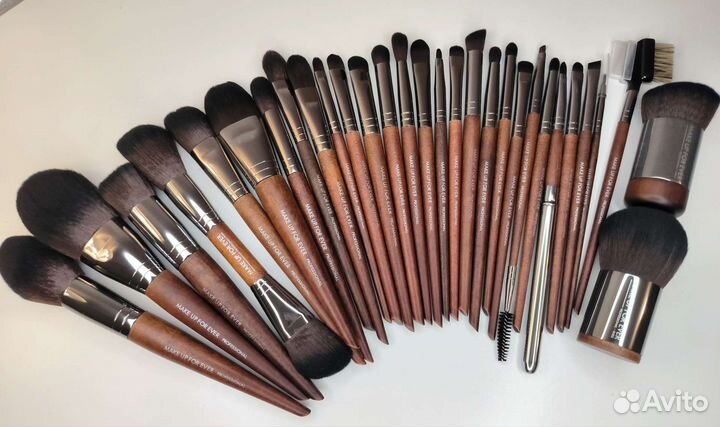 Большой набор Кистей Make Up For Ever
