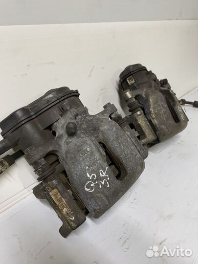 Суппорт задний правый Audi Q5 8R 2.0T