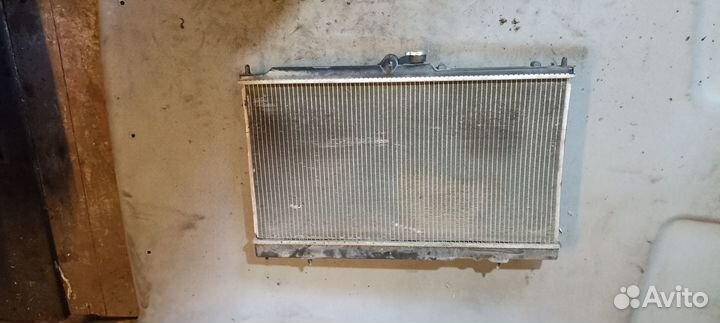 Радиатор основной Митсубиси Лансер 9