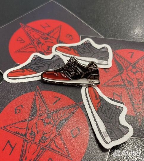 Значок New Balance 670