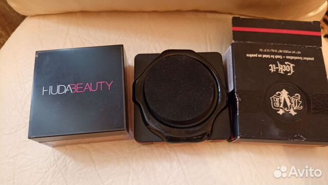 Huda beauty cinnamon BUN, KVD vegan TAN 175