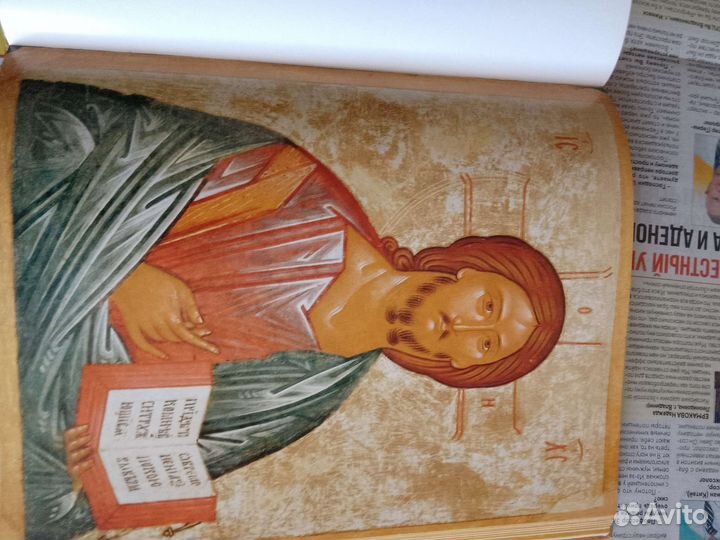 Книга В. Н.Лазарев 