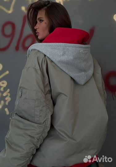 Бомбер Balenciaga оверсайз (топ 2024)