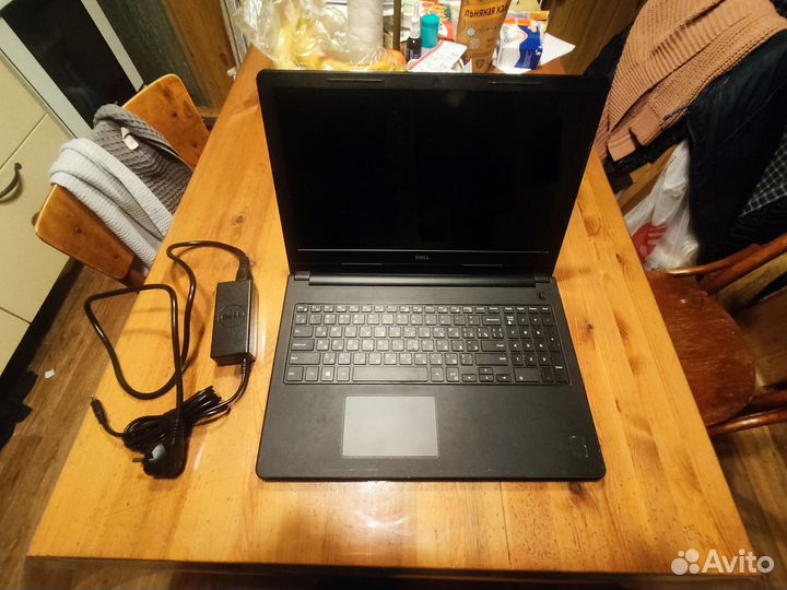 Ноутбук dell i3