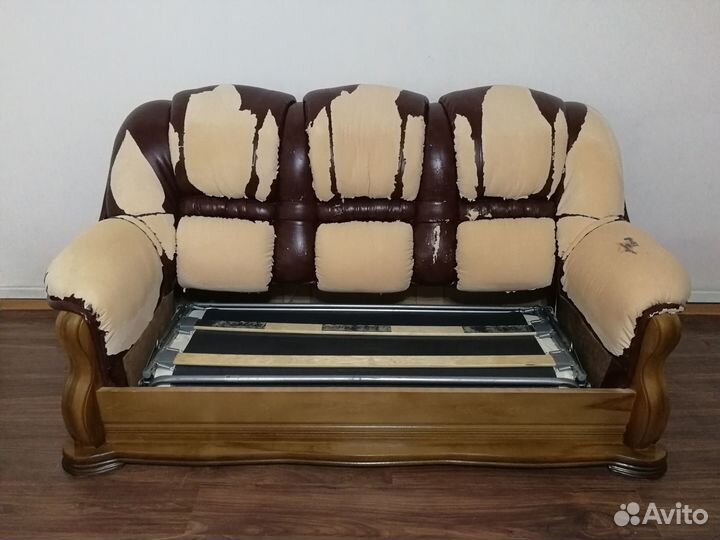 Диваны и кресло бу