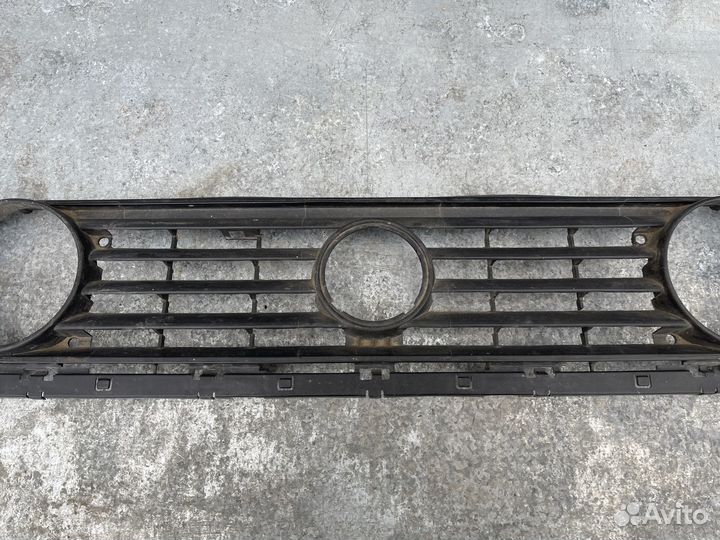 Решетка радиатора дляVolkswagen Golf 2