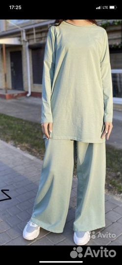 Продам костюм