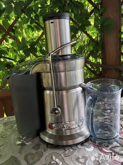 Соковыжималка Bork Германия JU CUN 24250 SI