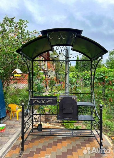 Мангал с крышей для дачи, дома