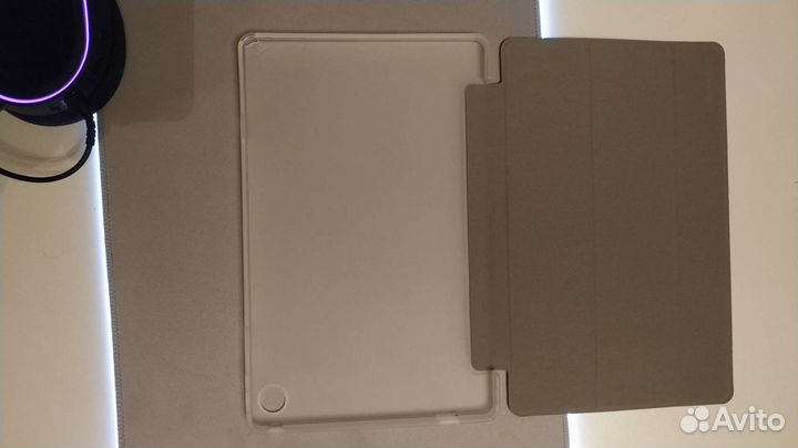 Чехол для планшета