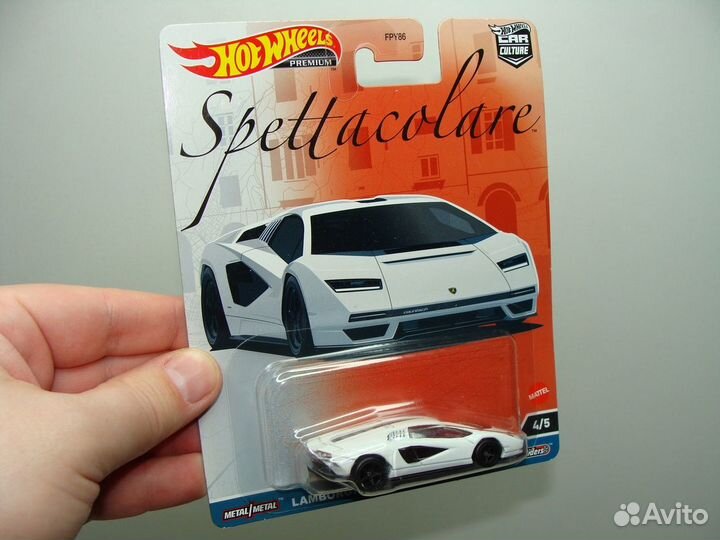 Hot Wheels Premium Lamborghini Countach Spettacola