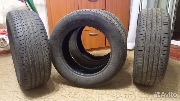 Kumho Ecsta HS51 205/60 R16
