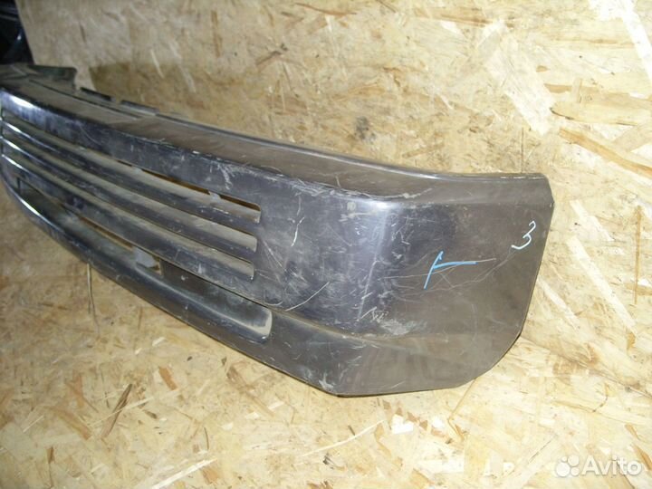 Бампер передний Nissan Largo C22 Серыйцарапины