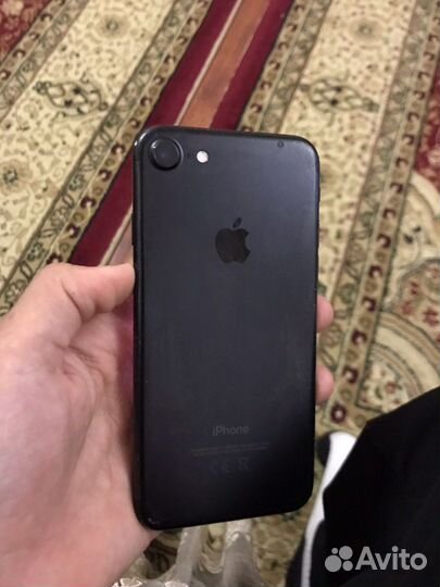 iPhone 7, 32 ГБ