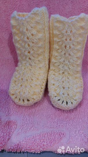 Носочки детские вязаные