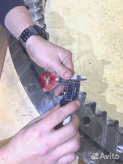 Поворотный круг JCB JZ140HD JNB0160