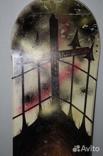 Сноуборд с креплениями GNU 146 см