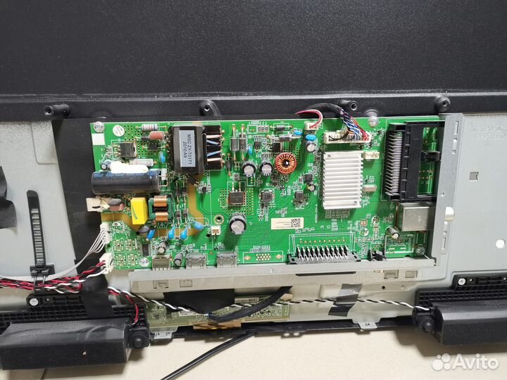 Телевизор Doffler 32EH46 (Разбор)(По запчастям)