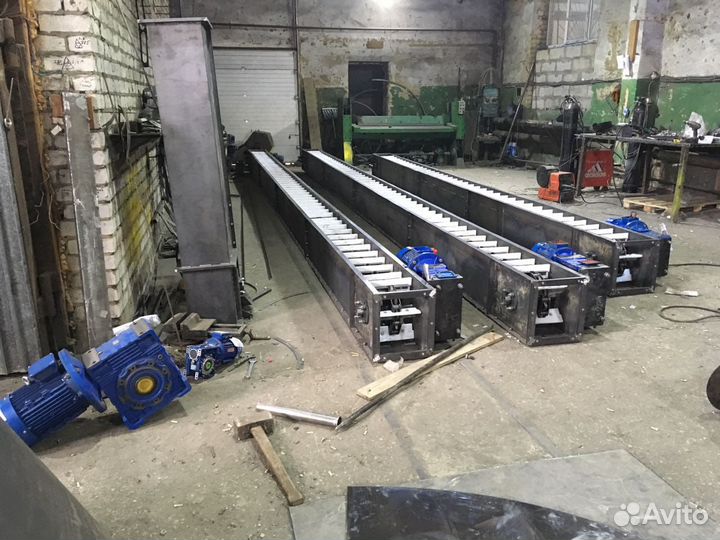 Транспортер цепной. Скребковый конвейер