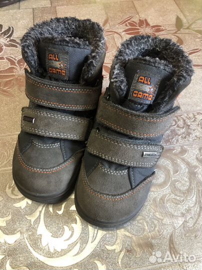 Ботинки демисезонные для мальчика 26