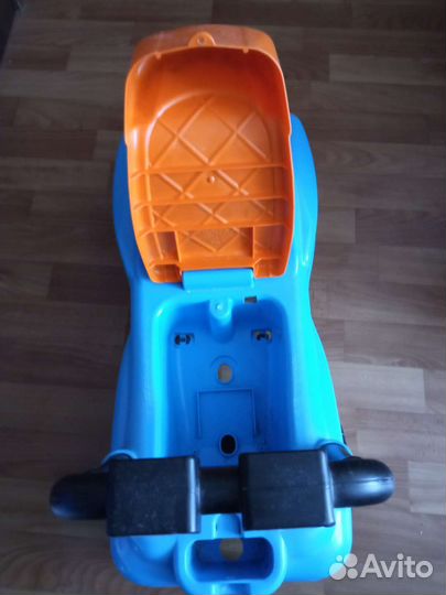 Детская машинка