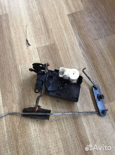 Замок багажника двери шевроле трейлблейзер