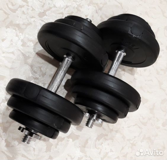 Гантели по 10 кг каждая + V - Образный Гриф