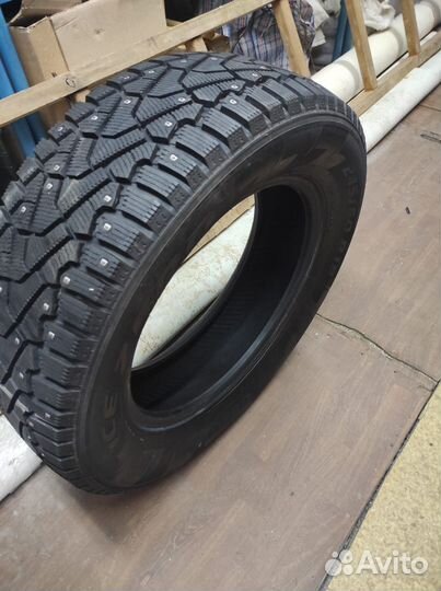 Pirelli Ice Zero 245/60 R18