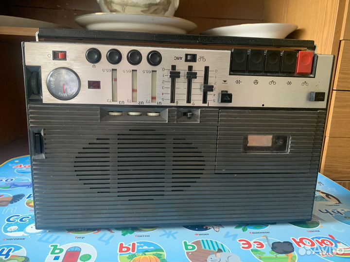 Кассетный магнитофон