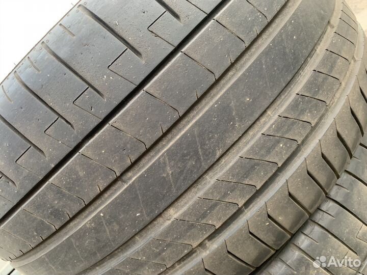 Pirelli P Zero PZ4 315/30 R22