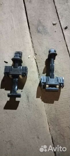 Дверные ограничители