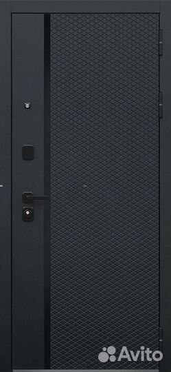 Дверь входная серая металлическая