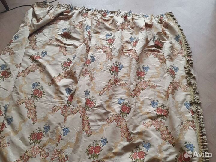 Шторы комплект(правая и левая)