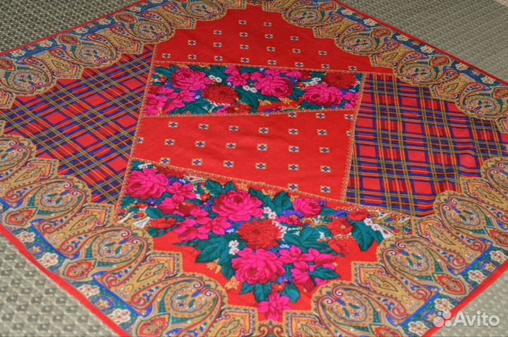 Шерстяной платок красный цветы Echo винтаж