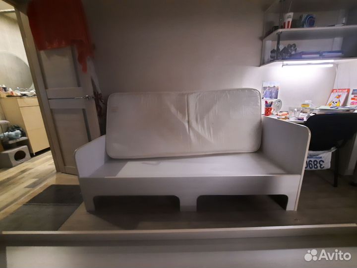 Кровать 80 на 180