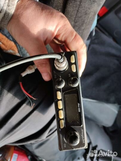 Автомобильная рация мегаджет 400