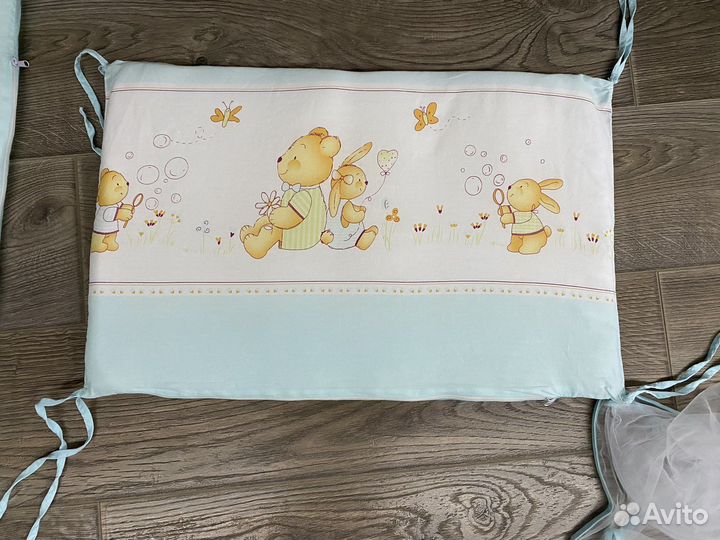 Бортики в кроватку с балдахином