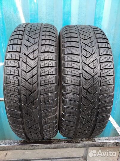 Pirelli Winter Sottozero 3 215/55 R17 91C