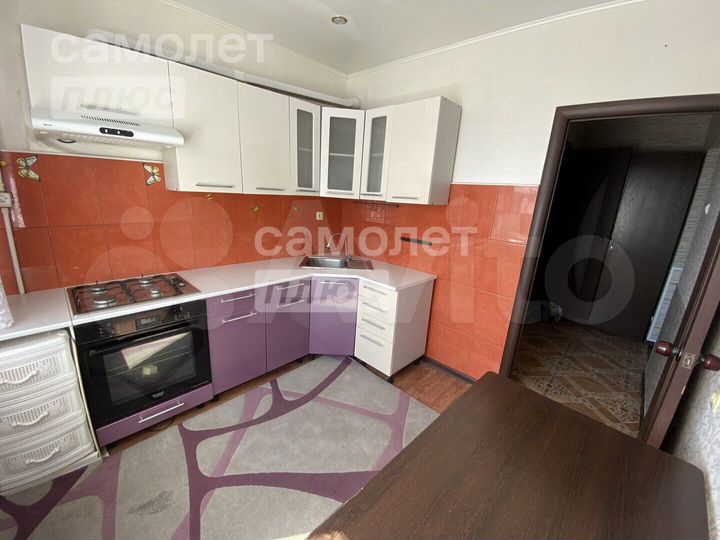 2-к. квартира, 50 м², 5/5 эт.