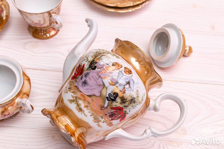 Винтажный кофейный сервиз